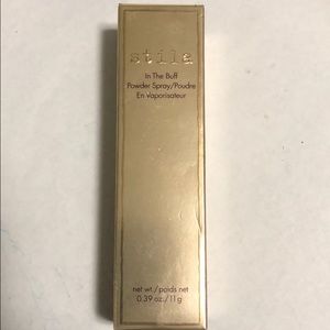 Stila In the buff Powder spray